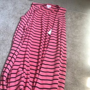 Lularoe Joy salmon and black stripe